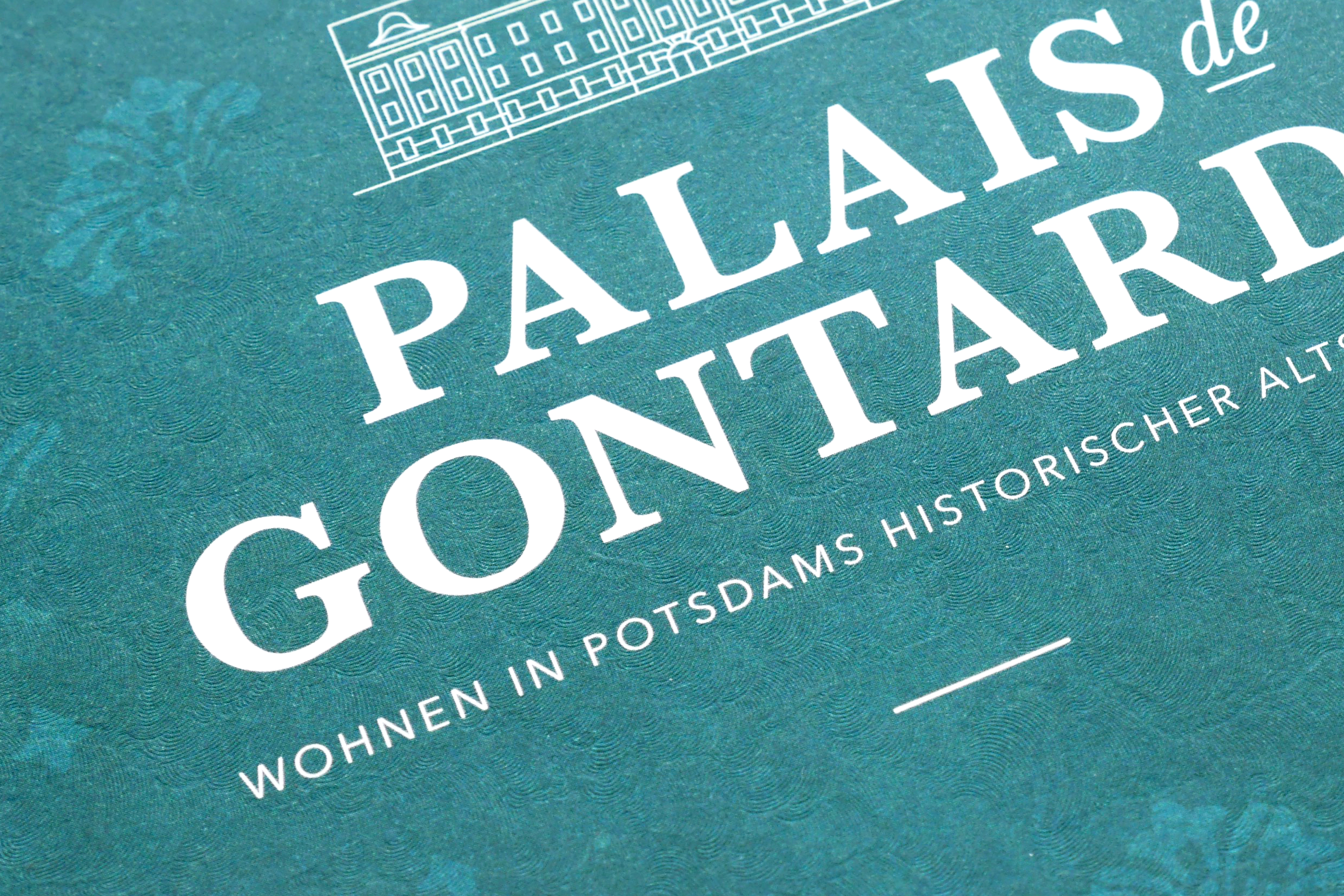 studio brunette Palais de Gontard®